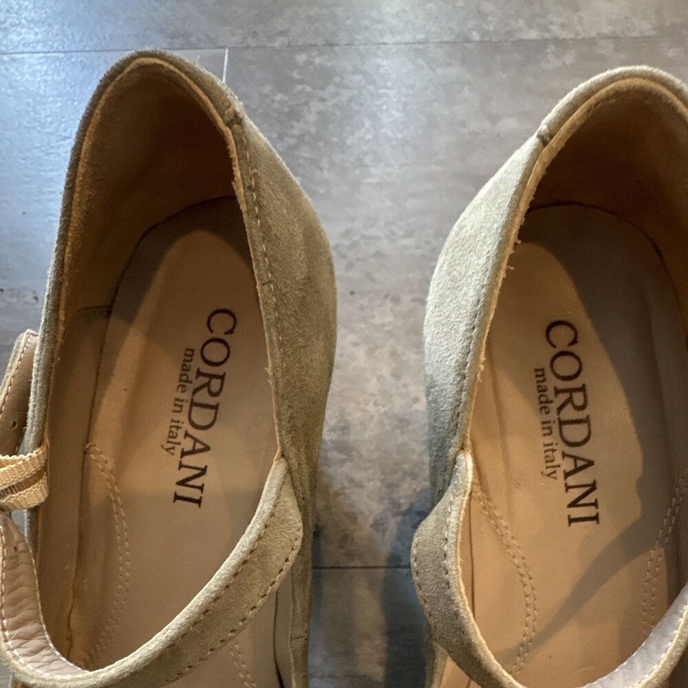Cordani Beige Suede Mary Jane Round Toe Buckle Strap Block Heel 9 Standard - Picture 2 of 6
